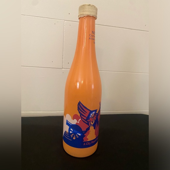 Vintage 1982 NSDA convention Atlanta Georgia bottle. Empty w/cap! - Picture 7 of 9